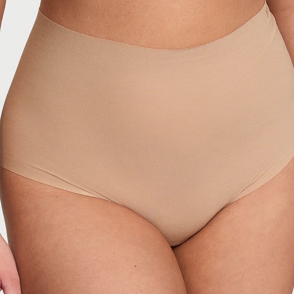 NWT 2 pair Victoria's Secret Women's no show panty briefs size M - Picture 2 of 6